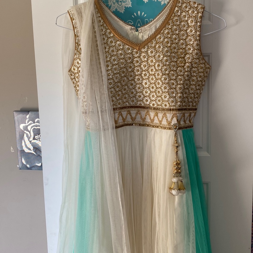Indian dress for teen girls